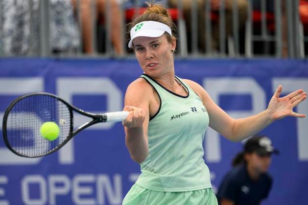 Czech tennis player Linda Noskova playes against Xinyu Wang of China at the WTA, Tennis Damen Livesport Prague Open 2025 women s singles semifinals on the courts of TK Sparta Prague, in Prague, Czech Republic, on July 25, 2025. (CTKxPhoto MichalxKamaryt) CTKPhotoP2025072506293  CTKPhotoP2025072506293