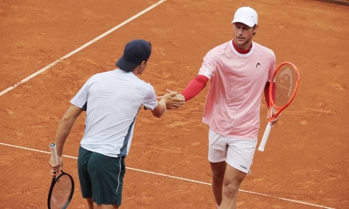 TENNIS - ATP, Tennis Herren Generali Open 2025 KITZBUEHEL,AUSTRIA,26.JUL.25 - TENNIS - ATP World Tour, Generali Open. Image shows Joel Schwaerzler (AUT) and Neil Oberleitner (AUT).  GEPAxpictures xMatthiasxHauer