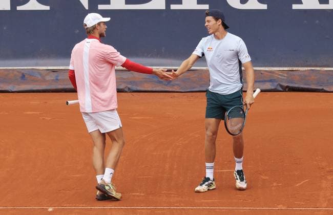 TENNIS - ATP, Tennis Herren Generali Open 2025 KITZBUEHEL,AUSTRIA,26.JUL.25 - TENNIS - ATP World Tour, Generali Open. Image shows Neil Oberleitner (AUT) and Joel Schwaerzler (AUT).  GEPAxpictures xMatthiasxHauer