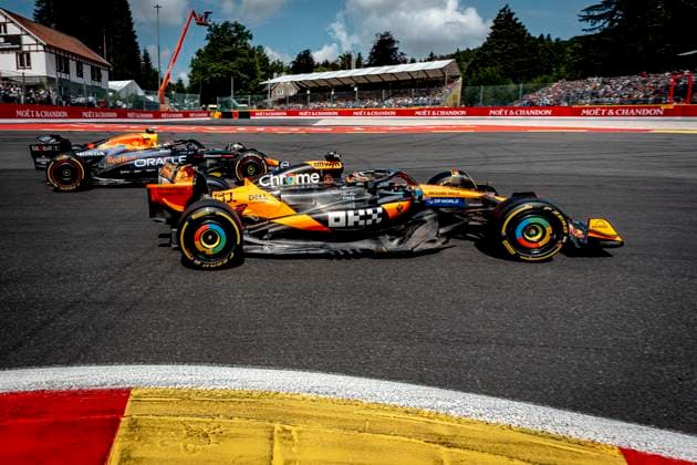 Formule 1 driver Oscar Piastri of McLaren, Formule 1 driver MAX Verstappen of Red Bull Racing during the sprintrace and qualification Grand Prix Formula 1 Spa Francorchamps 2025 at the Circuit Spa Francorchamps for the Formula 1 MoÃ«t & Chandon Belgium Grand Prix 2025 season 2025-2026 in SPA, Belgium on 26 july 2025, (photo by Marcel van Dorst EYE4images DeFodi Images)
