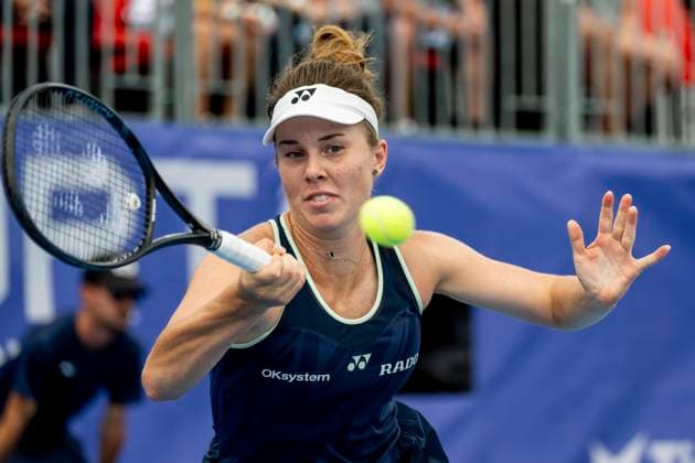 Sport Bilder des Tages Czech tennis player Linda Noskova playes against Czech Marie Bouzkova at the WTA, Tennis Damen Livesport Prague Open 2025 women s singles final on the courts of TK Sparta Prague, in Prague, Czech Republic, on July 26, 2025. (CTKxPhoto OndrejxDeml) CTKPhotoP2025072603599  CTKPhotoP2025072603599