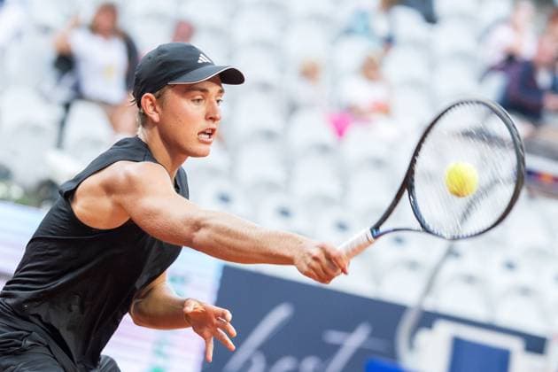 22.07.2025, Sportpark, Kitzbühel, AUT, ATP, Tennis Herren Tour, Generali Open Kitzbühel 2025, 1. Runde, Herren Einzel, im Bild Justin Engel (GER) Justin Engel of Germany during men s single 1st round match at the 2025 Generali Open Kitzbühel of the ATP Tour at the Sportpark in Kitzbühel, Austria on 2025 07 22. Expa Kitzbühel