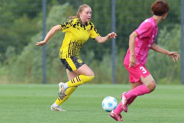 26.07.2025, Fussball, Frauen, Testspiel, Saison 2025 2026, Borussia Dortmund vs. Cerezo Osaka im Fussballpark BVB Hohenbuschei in Dortmund (Deutschland) Dortmund Fussballpark BVB Hohenbuschei Nordrhein Westfalen Deutschland