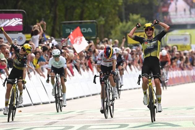 Tour de France femmes PHOTOPQR LE TELEGRAMME Nicolas Creach ; ; 26 07 2025 ; Cyclisme Saison 2025 26 juillet 2025 1 er étape du tour de france femmes Vannes - Plumelec Marianne Vos s impose sur la première étape du Tour de France femmes entre Vannes et Plumelec Photos Nicolas Créach - The Grand Départ of the 4th edition of the Women’s Tour de France was given this Saturday, July 26, 2025, from Vannes. France  Copyright: xPHOTOPQR LExTELEGRAMME MAXPPPxNicolasxCreachx 20250726TGB5584 20250726TGB5584