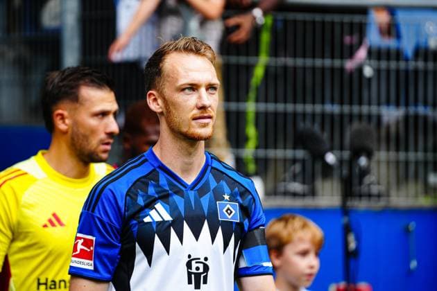 Sebastian Schonlau (Hamburger SV, 04) GER, Hamburger SV vs. Olympique Lyon, Fussball, Testspiel, Saison 2025 2026, 26.07.2025 GER, Hamburger SV vs. Olympique Lyon, Fussball, Testspiel, Saison 2025 2026, 26.07.2025 Hamburg *** Sebastian Schonlau Hamburger SV, 04 GER, Hamburger SV vs Olympique Lyon, Football, Test match, Season 2025 2026, 26 07 2025 GER, Hamburger SV vs Olympique Lyon, Football, Test match, Season 2025 2026, 26 07 2025 Hamburg Copyright: xEibner-Pressefoto MarcelxvonxFehrnx EP_MFN