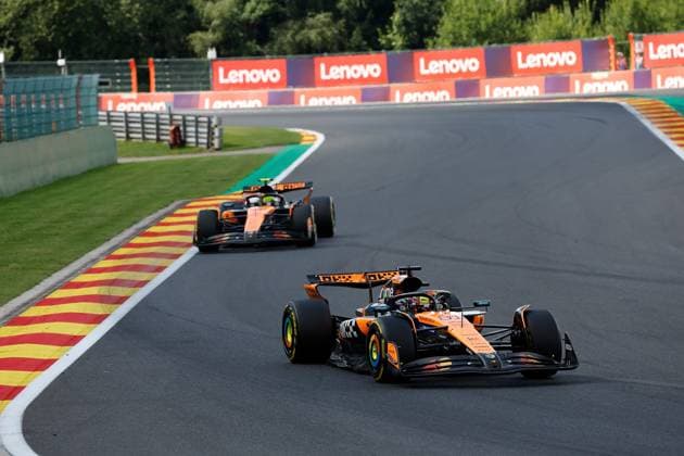 FORMULA 1 MOET & CHANDON BELGIAN GRAND PRIX 2025 26.07.2025, Circuit de Spa-Francorchamps, Spa-Franchorchamps, FORMULA 1 MOET & CHANDON BELGIAN GRAND PRIX 2025 , im Bild Oscar Piastri (AUS), McLaren F1 Team, Lando Norris (GBR)