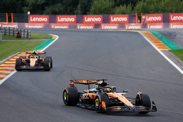 FORMULA 1 MOET & CHANDON BELGIAN GRAND PRIX 2025 26.07.2025, Circuit de Spa-Francorchamps, Spa-Franchorchamps, FORMULA 1 MOET & CHANDON BELGIAN GRAND PRIX 2025 , im Bild Oscar Piastri (AUS), McLaren F1 Team, Lando Norris (GBR)