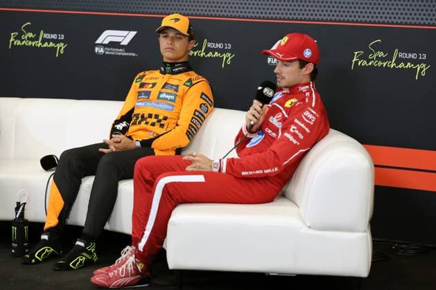 Stavelot, Belgien 24.- 27. Juli 2025: FIA - Formel 1 - WM - Großer Preis Belgien - Circuit de Spa-Francorchamps - 2025 - Qualifying Samstag Im Bild: Lando Norris (GBR) und Charles Leclerc (MCO) Circuit de Spa-Francorchamps Copyright: xFotostandx xHorstxBernhardtx