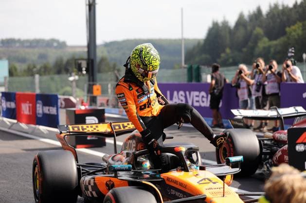 Stavelot, Belgien 24.- 27. Juli 2025: FIA - Formel 1 - WM - Großer Preis Belgien - Circuit de Spa-Francorchamps - 2025 - Qualifying Samstag Im Bild: Lando Norris (GBR) holt die Pole Position in Spa-Francorchamps Circuit de Spa-Francorchamps Copyright: xFotostandx xHorstxBernhardtx
