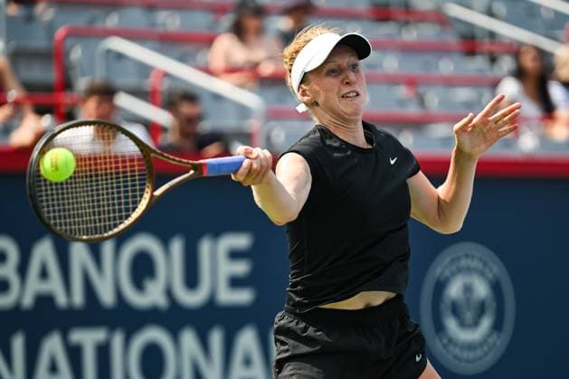 MONTREAL, QC - JULY 26: Katherine Sebov (CAN) returns the ball during a qualifying round match at WTA, Tennis Damen National Bank Open on July 26, 2025 at IGA Stadium in Montreal, QC (Photo by David Kirouac Icon Sportswire) TENNIS: JUL 26 National Bank Open EDITORIAL USE ONLY Icon250726023