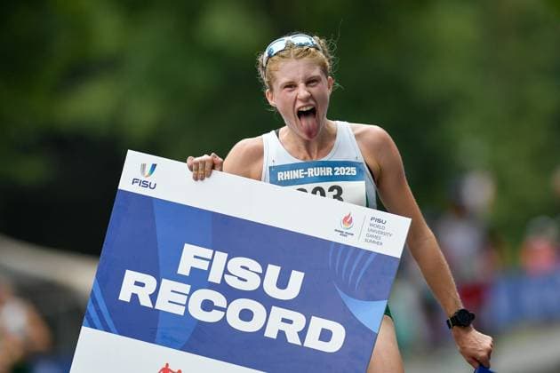Sport Bilder des Tages 27.07.2025, xkaix, Leichtathletik, FISU World University Games 2025 v.l. Elizabeth McMillen gewinnt mit FISU-Rekord Bochum *** 27 07 2025, xkaix, athletics, FISU World University Games 2025 v l Elizabeth McMillen wins with FISU record Bochum kp