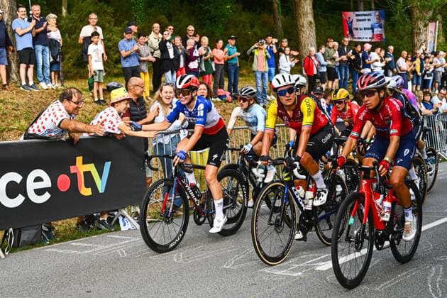 First Stage Of The 2025 Tour De France Women French cyclist Marie Le Net (FDJ Suez) rides during the first stage of the fourth edition of the women s Tour de France, covering 78.8 km from Vannes to Plumelec, in Vannes, France, on July 26, 2025. Plumelec Bretagne France  Copyright: xRonanxHoussinx originalFilename:houssin-cyclingf250727_npU2c.jpg