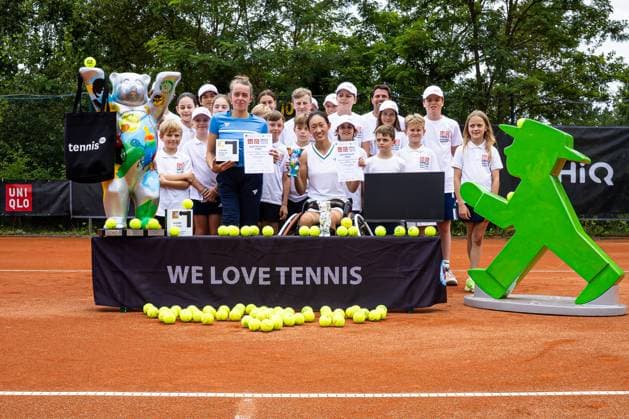 Siegerehrungen Damen Einzel: Jinte BOS NED (2. Platz) und Luoyao GUO (CHN) (Siegerin), 35. German Open - Beate Loddenkemper Trophy 2025 - Finaltag, Berlin, SV Zehlendorfer Wespen, 27.07.2025, Copyright: xClaudioxGärtnerx