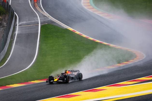 F1 - BELGIAN GRAND PRIX 2025 01 VERSTAPPEN Max (nld), Red Bull Racing RB21, action during the 2025 Formula 1 Belgian Grand Prix, 13th round of the 2025 FIA Formula One World Championship, WM, Weltmeisterschaft from July 25 to 27, 2025 on the Circuit de Spa-Francorchamps, in Stavelot, Belgium -  Copyright: xANTONINxVINCENTx