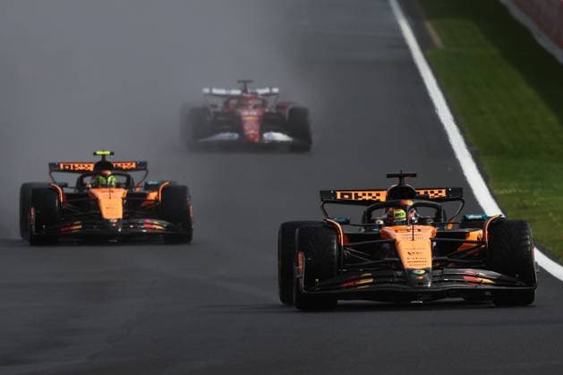 F1 Belgian Grand Prix 2025 Oscar Piastri, Lando Norris of McLaren and Charles Leclerc of Ferrari during the Formula 1 Belgian Grand Prix at Spa-Francorchamps in Spa, Belgium on July 27, 2025. Spa Belgium  Copyright: xJakubxPorzyckix originalFilename:porzycki-f1belgia250727_npIGY.jpg