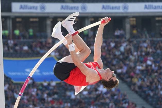 Leichtathletik, Track & Field, Athletics, world athletics Meeting, ISTAF Berlin 2025 27.07.2025 Olympiastadion Berlin, Stabhochsprung Männer, Torben Blech Deutschland *** Athletics, Track Field, Athletics, world athletics meeting, ISTAF Berlin 2025 27 07 2025 Olympiastadion Berlin, pole vault men, Torben Blech Germany