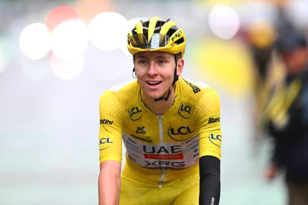 Sport Bilder des Tages Tour de France 2025 Stage 21 PARIS CHAMPS-ELYSEES, FRANCE - JULY 27 : Pogacar Tadej (SLO) of UAE Team Emirates during stage 21 of the 112th edition of Tour de France an UCI World Tour 2.UWT cycling road race stage for Men Elite of 120 km with start in Mantes-la-Ville and finish in Paris Champs-Elysees on July 27, 2025 in Paris Champs-Elysees, France, 27 07 2025 ( Motordriver Kenny Verfaillie - Paris Champs-Elysees France  Copyright: xVincentxKalutx