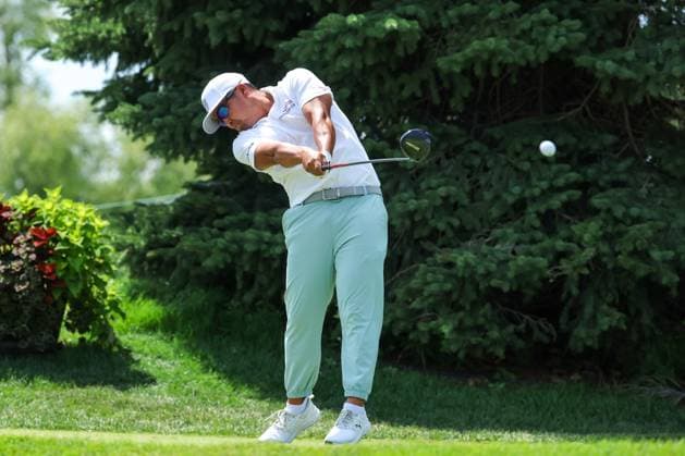 July 27th, 2025: Kurt Kitayama of the United States hits his shot on the second tee during the final round of the 3M Open 2025 at TPC Twin Cities on July 27th, 2025 in Blaine, Minnesota. -CSM Blaine USA - ZUMAc04_ 20250727_zma_c04_094 Copyright: xStevenxGarciax