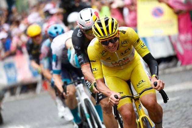 Tour de France 2025 Stage 21 PARIS CHAMPS-ELYSEES, FRANCE - JULY 27 : Pogacar Tadej (SLO) of UAE Team Emirates, Van Aert Wout (BEL) of Team Visma Lease a Bike during stage 21 of the 112th edition of Tour de France an UCI World Tour 2.UWT cycling road race stage for Men Elite of 120 km with start in Mantes-la-Ville and finish in Paris Champs-Elysees on July 27, 2025 in Paris Champs-Elysees, France, 27 07 2025 ( Motordriver Kenny Verfaillie - Paris Champs-Elysees France  Copyright: xPoox