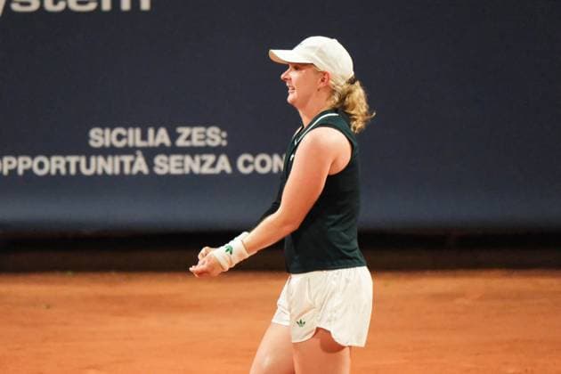 TENNIS - Internazionali di Tennis - 36° Palermo Ladies Open Finalist Award Ceremony, Francesca Jones (1st place) during the 36th Palermo Ladies Open at Country Time Club during 36Â° Palermo Ladies Open, International Tennis match in Palermo, Italy, July 27 2025 Palermo Italy  Copyright: xIPAxSport ABACAx
