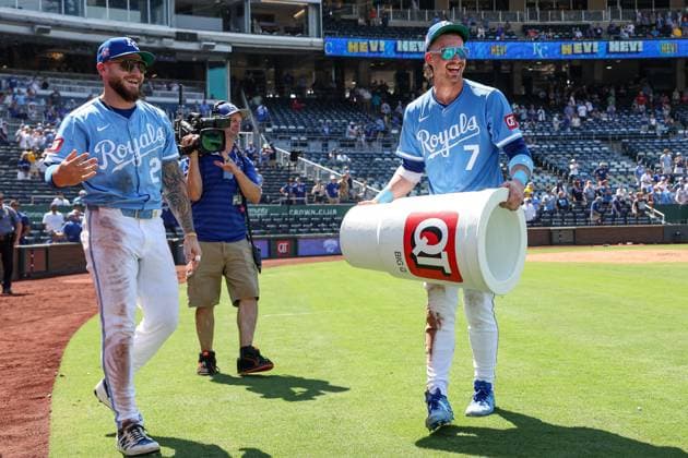 July 27, 2025: Kansas City Royals outfielder Kyle Isbel (28) and shortstop Bobby Witt Jr. (7) laugh after dousing right fielder Randal Grichuk (15) after their win over the Cleveland Guardians at Kauffman Stadium in Kansas City, MO. CSM Kansas City United States of America - ZUMAc04_ 20250727_zma_c04_174 Copyright: xDavidxSmithx