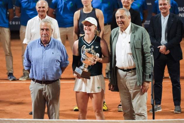 TENNIS - Internazionali di Tennis - 36° Palermo Ladies Open Finalist Award Ceremony, Francesca Jones (1st place) during the 36th Palermo Ladies Open at Country Time Club during 36Â° Palermo Ladies Open, International Tennis match in Palermo, Italy, July 27 2025 Palermo Italy  Copyright: xIPAxSport ABACAx