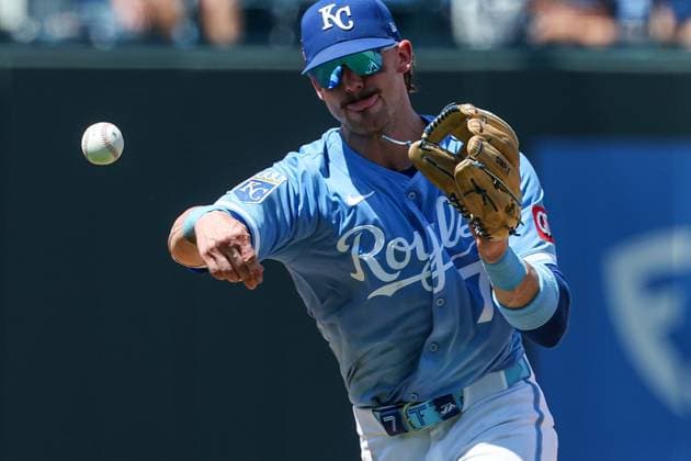 July 27, 2025: Kansas City Royals shortstop Bobby Witt Jr. (7) throws to first for the out on Cleveland Guardians left fielder Steven Kwan (38) during the seventh inning at Kauffman Stadium in Kansas City, MO. CSM Kansas City United States of America - ZUMAc04_ 20250727_zma_c04_184 Copyright: xDavidxSmithx