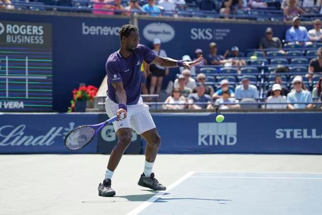 ATP, Tennis Herren Masters 1000 National Bank Open Toronto Presented by Rogers 2025 - Day2 Gael Monfils of France plays a forehand against Tomas Barrios Vera of Chile during the Men s Singles first round match on day 2 of the ATP Masters 1000 National Bank Open at Sobeys Stadium. on July 27, 2025 in Toronto, Canada. (Photo by Leonardo Ramirez Eyepix Group) Copyright: xLeonardoxRamirez xEyepixxGroupx LR_27072025_162999