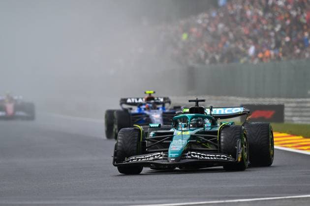 Formel 1 GP Spa Belgien. Sonntag, 27.07.2025 Lance Stroll 18, Aston Martin Aramco F1 Team und Carlos Sainz 55, Williams Racing; Formel 1 GP Spa Belgien. Sonntag, 27.07.2025 Copyright: xBEAUTIFULxSPORTS Erlhofx