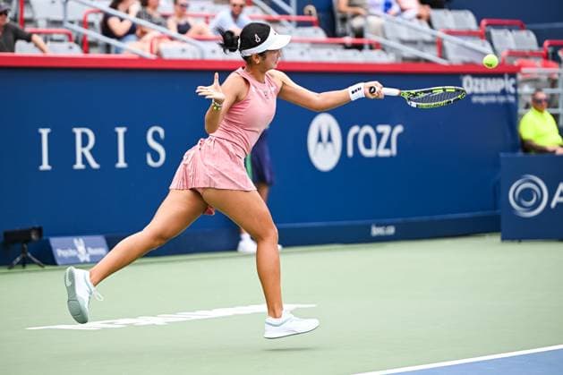 MONTREAL, QC - JULY 27: Alexandra Eala (PHI) returns the ball during a first round match at WTA, Tennis Damen National Bank Open on July 27, 2025 at IGA Stadium in Montreal, QC (Photo by David Kirouac Icon Sportswire) TENNIS: JUL 27 National Bank Open EDITORIAL USE ONLY Icon250727036