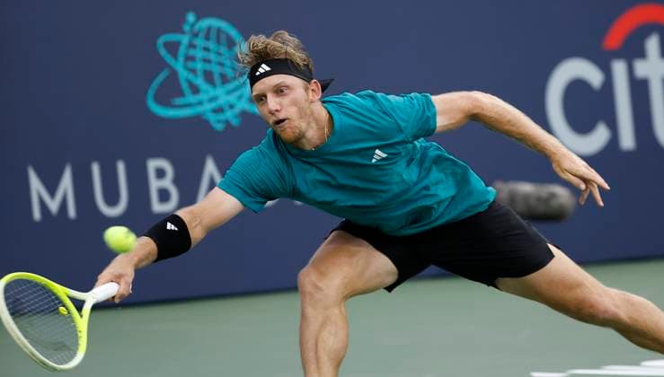 July 27, 2025: Alejandro Davidovich Fokina hits a shot in the final match during the 2025 Mubadala Citi DC Open tennis tournament being played at Rock Creek Park Tennis Center in Washington, D.C. CSM District Of Columbia United States of America - ZUMAc04_ 20250727_zma_c04_301 Copyright: xJustinxCooperx