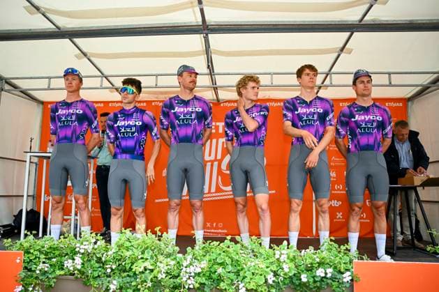 Tour de Wallonie 2025 Stage 3 ANTOING, BELGIUM - JULY 28 : Team Jayco AlUla on stage before the start of the race during stage 3 of the 30th edition of Tour de Wallonie an UCI ProSeries 2.Pro cycling road race stage for Men Elite of 165.3 km with start in Estinnes and finish in Antoing on July 28, 2025 in Antoing, Belgium, 28 07 2025 ( Motordriver Pieter Van Herzele - Antoing Belgium  Copyright: xTomasxSiskx