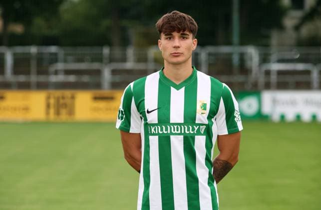 Teampraesentation Chemie Leipzig Regionalliga Julius Hoffmann ( 19, Chemie), BSG Chemie Leipzig; Regionalliga Nordost, Porträttermin 2025 2026 , Leipzig, 26.07.2025, Alfred-Kunze-Sportpark, Fußball , Nur zur redaktionellen Nutzung. Only editorial use.