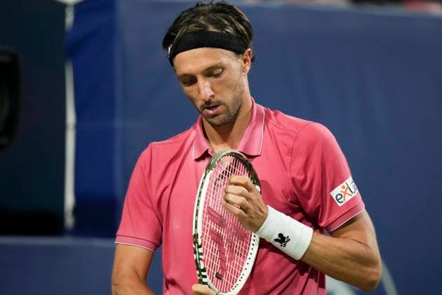 July 28, 2025, Toronto, On, CAN: France s Arthur Rinderknech reacts during his match against Canada s Alexis Galarneau during first round tennis action at the National Bank Open in Toronto on Monday, July 28, 2025. Arthur Rinderknech  - ZUMAc35_ 20250728_zaf_c35_183 Copyright: xChrisxYoungx