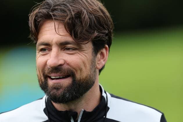 Rangers head coach Russell Martin at training ahead of tomorrow s Champions League second leg qualifying match against Panathinaikos. Rangers Training - The Rangers Training Centre, Glasgow, Lanarkshire, Scotland, UK - 29 Jul 2025Glasgow The Rangers Training Centre Lanarkshire United Kingdom  Copyright: xO Rourke RangersxFC Shutterstockx 15419009p