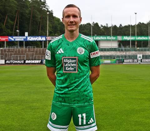 26.07.2025, xmohx, Fussball Regionalliga Suedwest, FC Homburg - Fototermin Saison 2025 26 v.l. Markus Mendler (Homburg) (DFL DFB REGULATIONS PROHIBIT ANY USE OF PHOTOGRAPHS as IMAGE SEQUENCES and or QUASI-VIDEO) Homburg