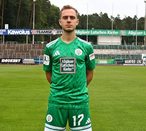 26.07.2025, xmohx, Fussball Regionalliga Suedwest, FC Homburg - Fototermin Saison 2025 26 v.l. Justin Petermann (Homburg) (DFL DFB REGULATIONS PROHIBIT ANY USE OF PHOTOGRAPHS as IMAGE SEQUENCES and or QUASI-VIDEO) Homburg
