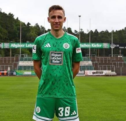 26.07.2025, xmohx, Fussball Regionalliga Suedwest, FC Homburg - Fototermin Saison 2025 26 v.l. Michael Heilig (Homburg) (DFL DFB REGULATIONS PROHIBIT ANY USE OF PHOTOGRAPHS as IMAGE SEQUENCES and or QUASI-VIDEO) Homburg