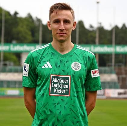26.07.2025, xmohx, Fussball Regionalliga Suedwest, FC Homburg - Fototermin Saison 2025 26 v.l. Michael Heilig (Homburg) (DFL DFB REGULATIONS PROHIBIT ANY USE OF PHOTOGRAPHS as IMAGE SEQUENCES and or QUASI-VIDEO) Homburg