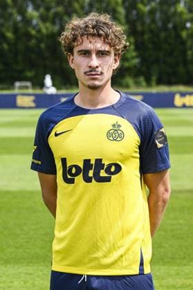 Union s Kamiel Van De Perre poses for a portrait picture at the 2025-2026 season photoshoot of Belgian soccer team Royale Union Saint-Gilloise, Tuesday 29 July 2025 in Brussels. TOM GOYVAERTS TomxGoyvaerts  x130242778x