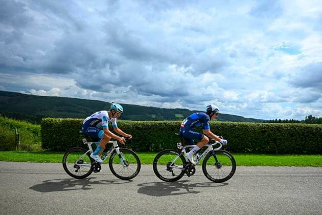 Tour de Wallonie 2025 Stage 4 SERAING, BELGIUM - JULY 29 : Donnenwirth Tom of Groupama FDJ, Van Mechelen Vlad of Bahrain - Victorious in action during stage 4 of the 30th edition of Tour de Wallonie an UCI ProSeries 2.Pro cycling road race stage for Men Elite of 163.3 km with start in Welkenraedt and finish in Seraing on July 29, 2025 in Seraing, Belgium, 29 07 2025 ( Motordriver Louis Bidlot - Seraing Belgium  Copyright: xTomasxSiskx