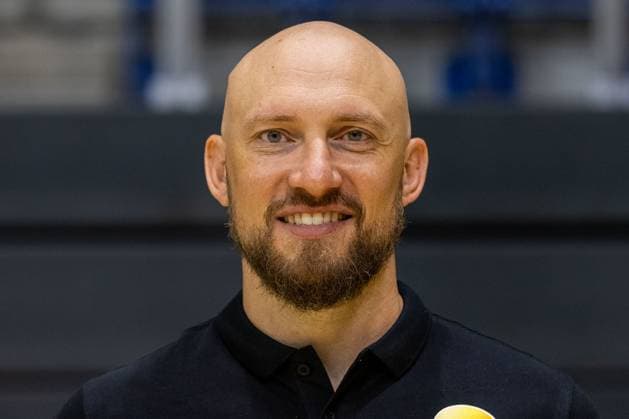 29.07.2025, xtgx, SC Magdeburg - Fototermin Saison 2025 26 v.l. Yves Grafenhorst (Magdeburg, Co-Trainer) Portrait, Portraet, Einzelbild Magdeburg