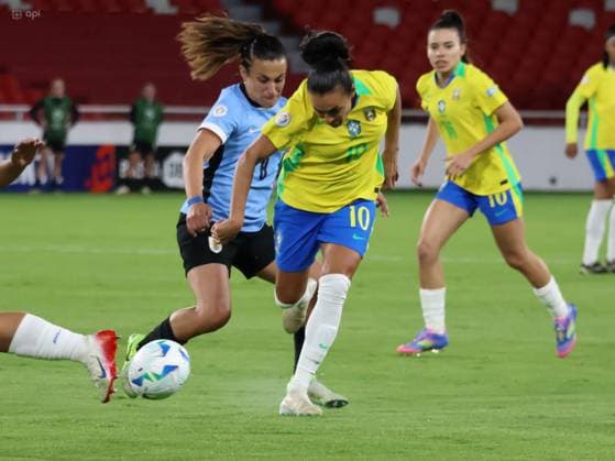 COPA AMERICA FEMENINA BRASIL VS URUGUAY 29 de julio del 2025 Encuentro entre Brasil VS Uruguay por la Copa AmÃ rica Femenina en el estadio Rodrigo Paz. QUITO PICHINCHA ECUADOR Copyright: xHENRYxLAPOx