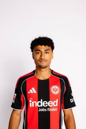 Nathaniel Brown - Eintracht Frankfurt, Porträttermin 2025 2026, GER Eintracht Frankfurt, Porträttermin 2025 2026, GER ***