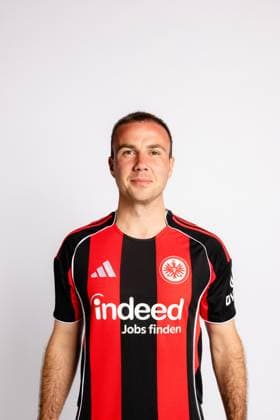 Mario Götze - Eintracht Frankfurt, Porträttermin 2025 2026, GER Eintracht Frankfurt, Porträttermin 2025 2026, GER