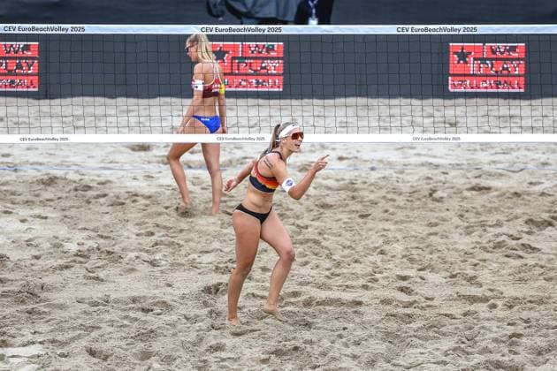 Beachvolleyball I Europameisterschaft 2025 I Gruppenphase I 30.07.2025 Sandra Ittlinger (Deutschland) jubelt Düsseldorf Rochusclub Düsseldorfer Tennisclub e.V. Deutschland Copyright: xLobeca JasperxLorenzx