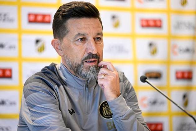 BK Hacken v RSC Anderlecht - UEFA Europa League Media Activities 30 07 2025 GOTHENBURG, SWEDEN - JULY 30 : Hasi Besnik head coach of RSC Anderlecht talking to the press during a press conference, PK, Pressekonferenz ahead of the UEFA Europa League 2025 26 second qualifying round second leg between BK Hacken and RSC Anderlecht on July 30, 2025 in Gothenburg, Sweden, 30 07 2025 Gothenburg Sweden  Copyright: xNicoxVereeckenx
