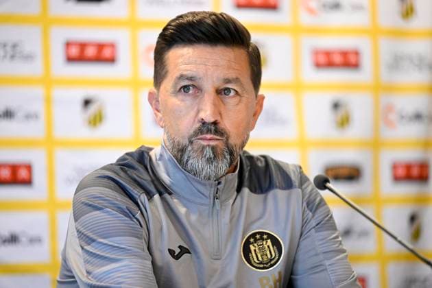 BK Hacken v RSC Anderlecht - UEFA Europa League Media Activities 30 07 2025 GOTHENBURG, SWEDEN - JULY 30 : Hasi Besnik head coach of RSC Anderlecht talking to the press during a press conference, PK, Pressekonferenz ahead of the UEFA Europa League 2025 26 second qualifying round second leg between BK Hacken and RSC Anderlecht on July 30, 2025 in Gothenburg, Sweden, 30 07 2025 Gothenburg Sweden  Copyright: xNicoxVereeckenx