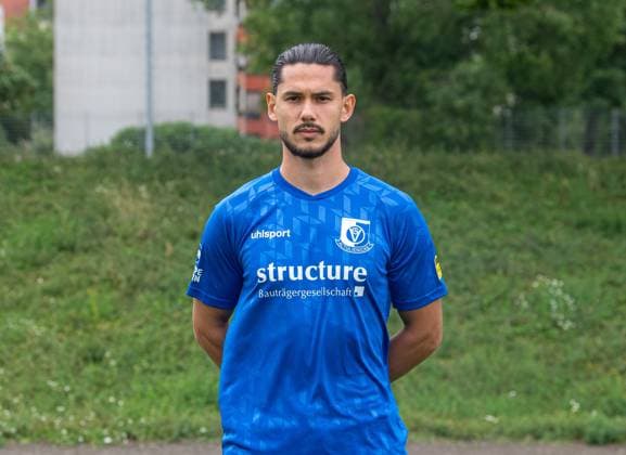 Ugur Ogulcan Tezel; VSG Altglienicke; Regionalliga Nordost, Porträttermin 2025 2026, 17.07.2025, Copyright: xSebastianxRäppold MatthiasxKochx
