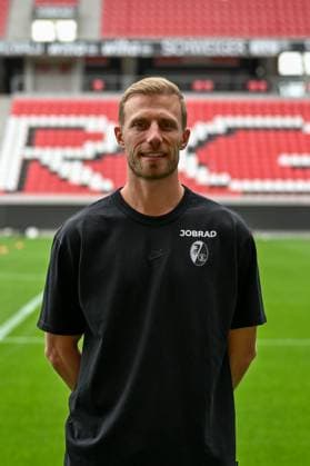 Maximilian Kessler (SC Freiburg, Athletiktrainer) GER, SC Freiburg, Fussball, 1. BL, Portraettermin 2025 2026, 30.07.2025 GER, SC Freiburg, Fussball, 1. BL, Portraettermin 2025 2026, 30.07.2025 Freiburg Copyright: xEibner-Pressefoto ThomasxHessx EP_THS